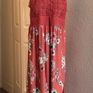 Floral Sleeveless Maxi Dress